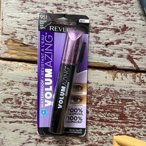 Revlon Volumazing Waterproof Mascara in Black